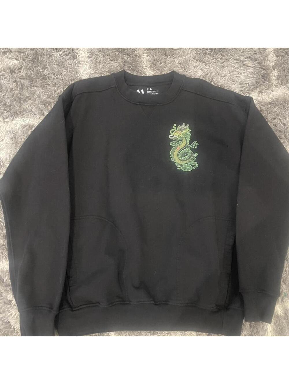 Men's Black Sweatshirt